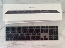 Apple Magic Keyboard Bluetooth QWERTZ Tastatur - Schwarz/Silber (MMMR3D/A)