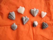 8 Herzen  aus Speckstein