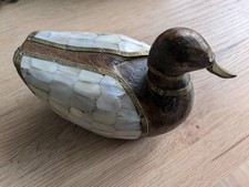 Handgeschnitzte Deko Ente Antik aus Holz mit Perlmutt Intarsien und Messing