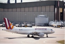 300216/ Foto – AIRBUS A319