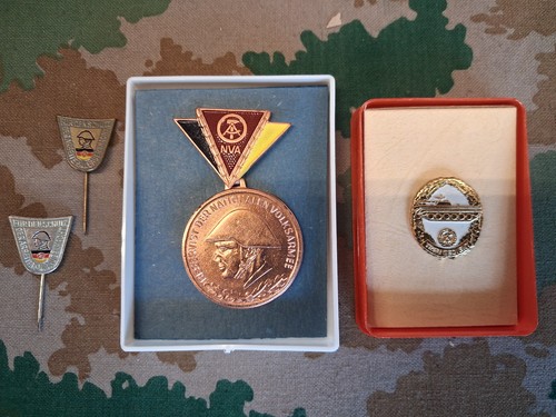 Ddr nva reservisten abzeichen - ddr,