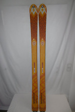 VÖLKL " QANIK " TOP SKI