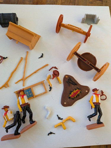 Plasty figuren kutschen - plasty, figuren,