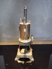 Dampfmaschine stehend