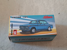BMW 2002, blaumetallic, 1:64