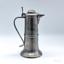 Vintage tin can beak - can,