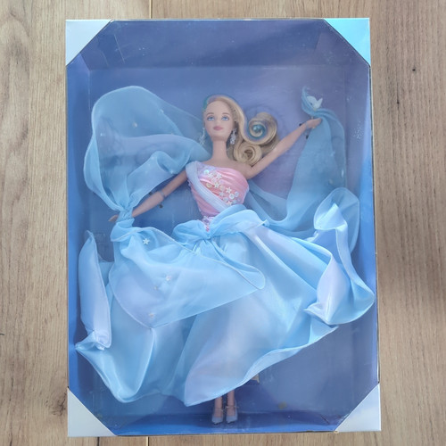 Barbie whispering wind - /, wind/