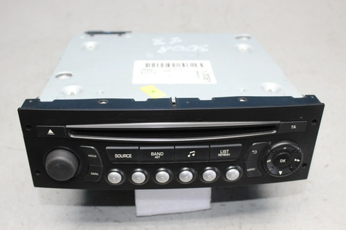 Autoradio radio player - autoradio, cd