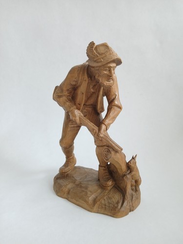 Holzfigur jäger mit gewehr - mit,