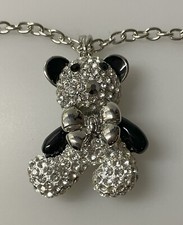 Halskette mit Teddybär
