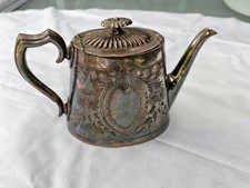 Sehr alte Teekanne Versilbert