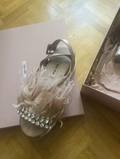 MIU MIU Sandalen Neuwertig Federn 36 mit Box
