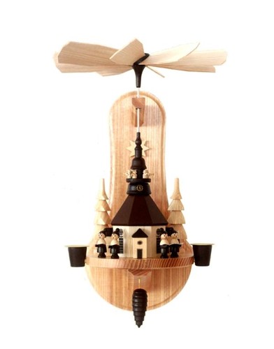 Wandpyramide mit seiffener - wandpyramide,