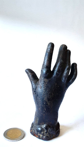 Eisen skulptur damenhand ring - damenhand,
