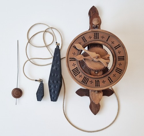 Vintage holzräderuhr mit - holzräderuhr,