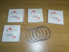 Suzuki SJ 413 1,3 Kolbenringe SATZ 4x NOS Suzuki OEM 12140-82050 (1016)