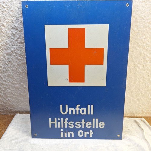 Altes metallschild unfall - altes, metallschild"unfall-