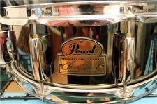 Pearl Chad Smith Signature