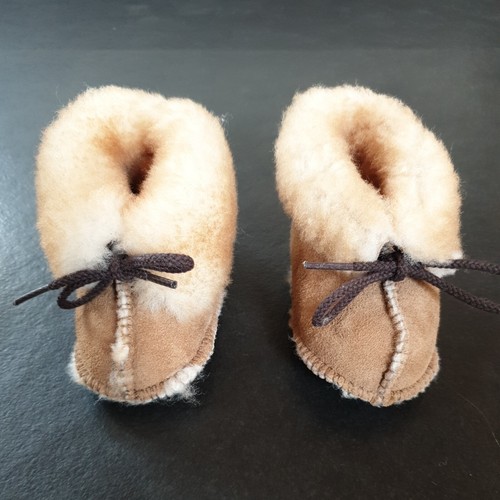 Minnetonka moccasin gold - minnetonka,