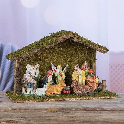 Weihnachtskrippe aus holz - aus,