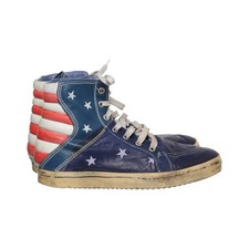 Va Bene, Trainingsschuhe