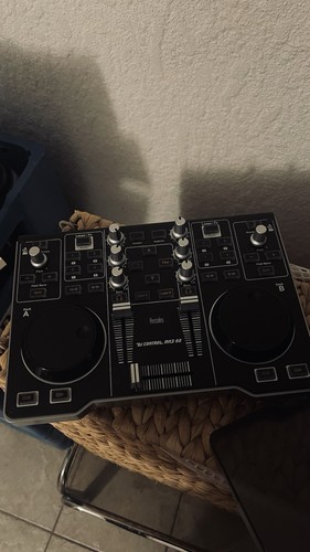 Hercules control mp3 e2 - dj,