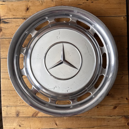 Mercedes radkappe weiß - mercedes,