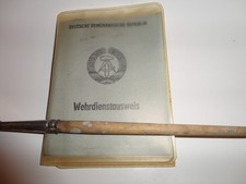 Wehrdienstausweis mit Marke   DDR  Dienstgrad Oberst mit vielen Eintragungen NVA