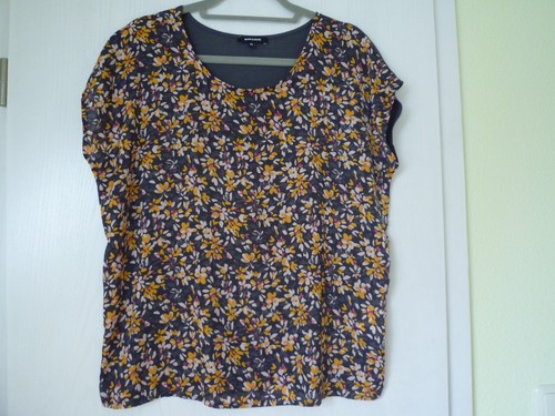 More bluse shirt - more“,