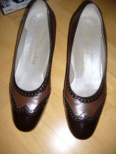 Alexandria Schuhe Gr. 38,5 Braun Leder / Lackleder Pumps mit Fußbett wie NEU