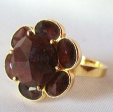 Schöner Granat Ring Gold 333