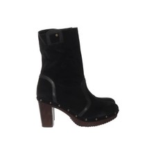 Bullboxer, Stiefeletten