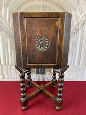 ANTIKES STÖVCHEN UM 1880