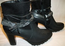 ERYNN SCHWARZ REIßVERSCHLUSS PLATEAU STIEFELETTEN STIEFEL Gr. 41