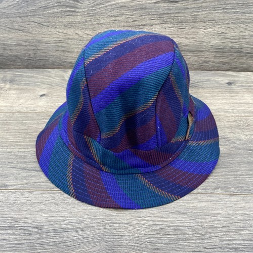 Avoca hand weavers - 100%, wool