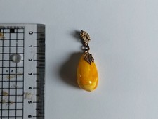 Bernstein-Anhänger gelb –