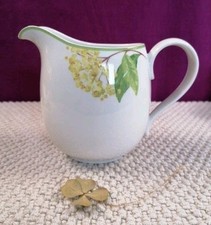 Villeroy Boch Green Garland Milchkrug, Holunderblüten, Neuwertig, ca. 0,5 Liter