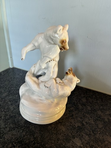 Zsolnay pécs porzellanfigur - pécs,