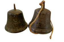 Vintage antike Eisen Glocken rustikal 2er-Set Deko Schafglocken Ziegenglocken