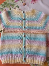 Selbstgestrickte Kinderjacke