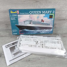 REVELL 05808 - 1:1200 -  Queen