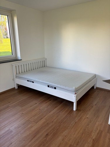 Bett 140x200 mit - , und