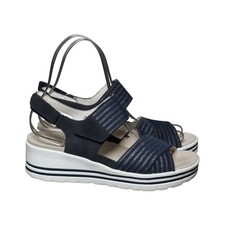 Waldläufer, Sandalen