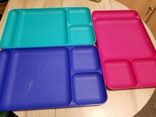 Tupperware Divided Dining Unterteiltes Ess-TV-Tablett, Picknick-Teller f. Kinder
