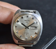 SAMMLERARMBANDUHR HAU - SEIKO 5 AUTOMATIC - 70er JAHRE DESIGN - FUNKTIONSFÄHIG