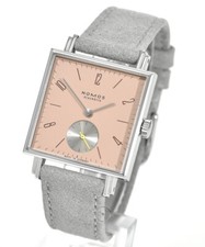 Nomos Tetra die Kapriziöse