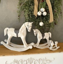 Schaukelpferd Weihnachtsdeko