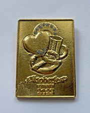 Oktoberfest Relief Pin Gold