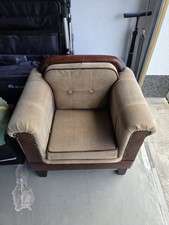 COLLECTION RARITÄT Antiker kleiner Sessel aus Leder, Stoff und Holz Sammlerstück