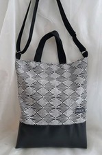 Shopper-Einkaufstasche-handmade-Innentaschen-Unikat-Geschenk-neu-tolles Design!